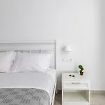 Flat Apartment *